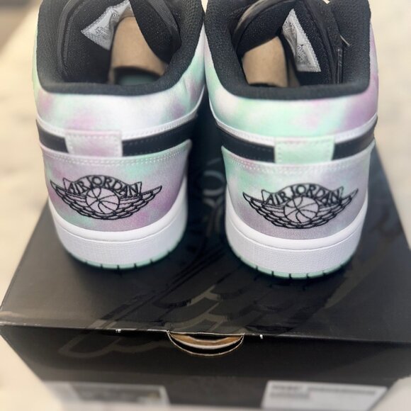 NWT - Jordan 1 Low "Tie-Dye" sneakers - DM1199-100 - Picture 9 of 11